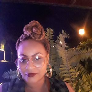 Meet your Posher, Sherell rellish